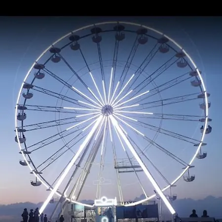 Jolie Maison Proche Des Commerces Et De La *